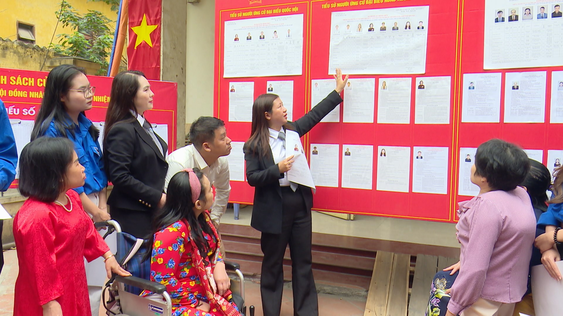 Hỗ trợ người khuyết tật tham gia bầu cử