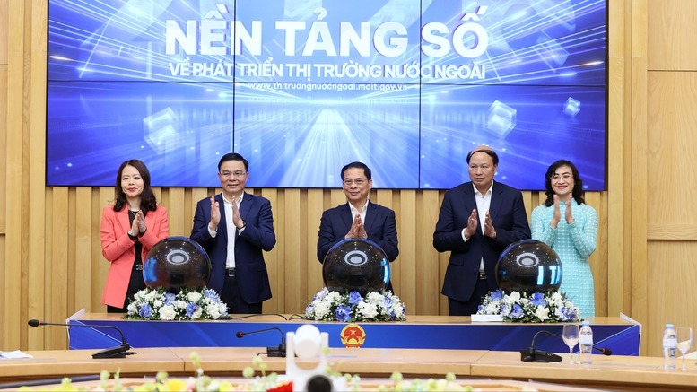 Khai trương nền tảng số về phát triển thị trường nước ngoài