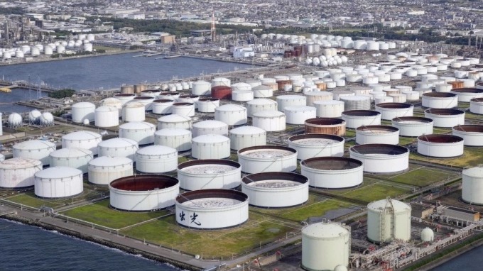 Các nước ứng phó với biến động thị trường năng lượng