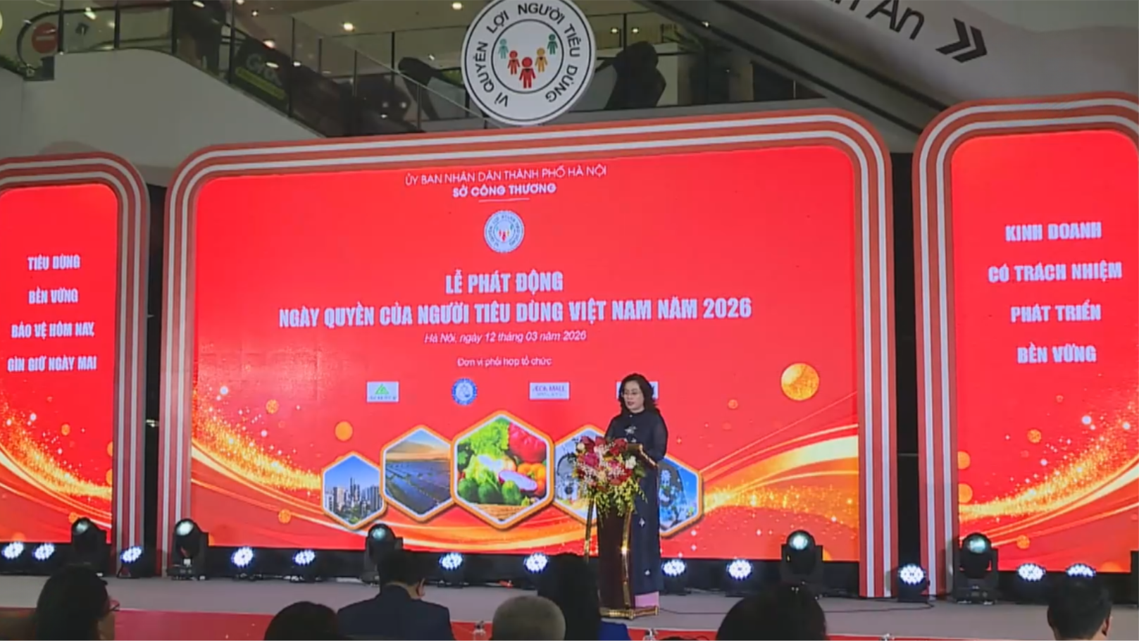 Hà Nội phát động Ngày Quyền của người tiêu dùng Việt Nam