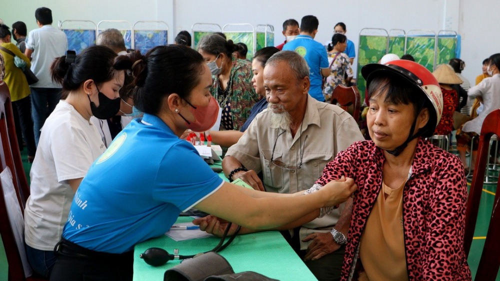 Hướng tới chăm sóc sức khoẻ toàn diện cho cộng đồng
