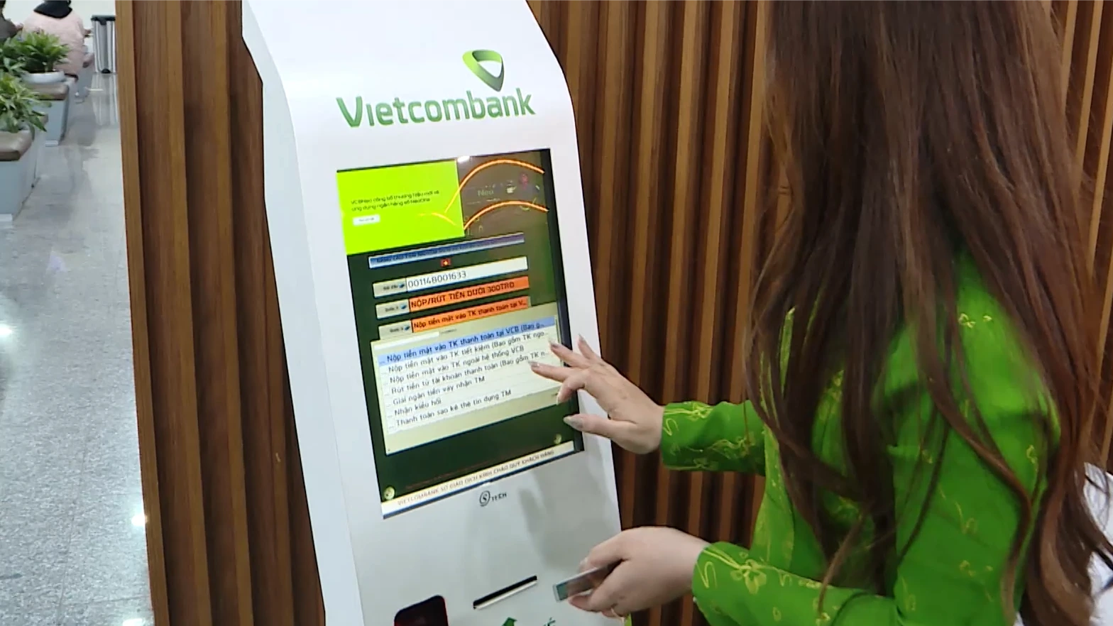 Giúp người dân sử dụng ngân hàng số an toàn | Vấn đề kinh tế | 13/03/2026