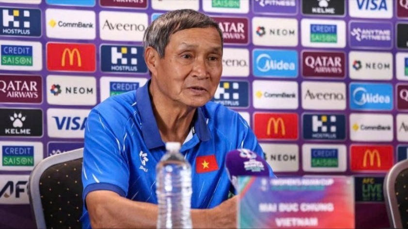 Chờ đợi ứng viên thay thế HLV Mai Đức Chung