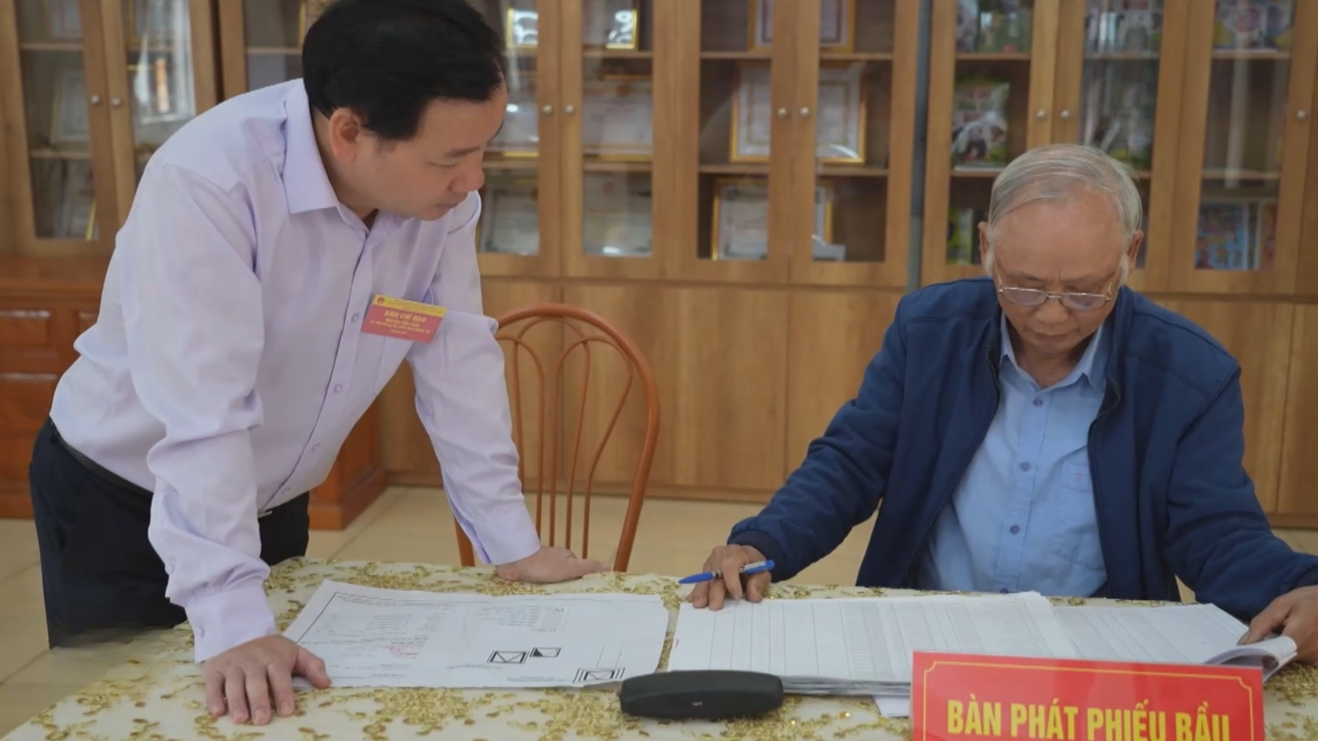 Xã Liên Minh kiểm tra công tác bầu cử