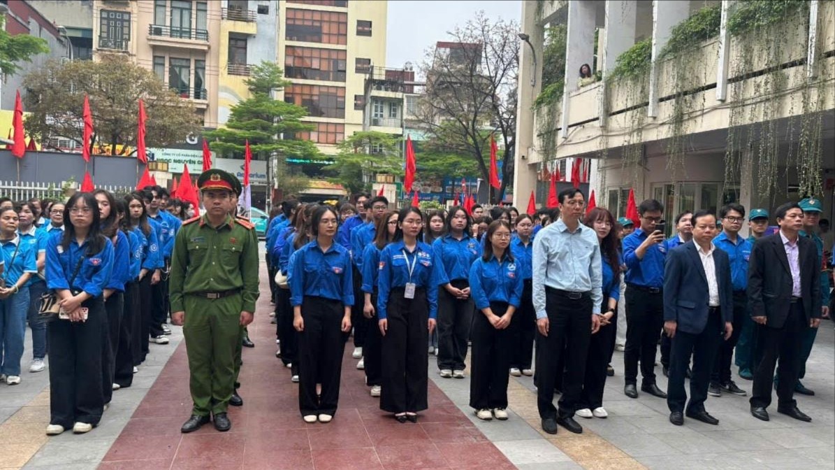 Triển khai 32 đội hình thanh niên tình nguyện hỗ trợ công tác bầu cử 