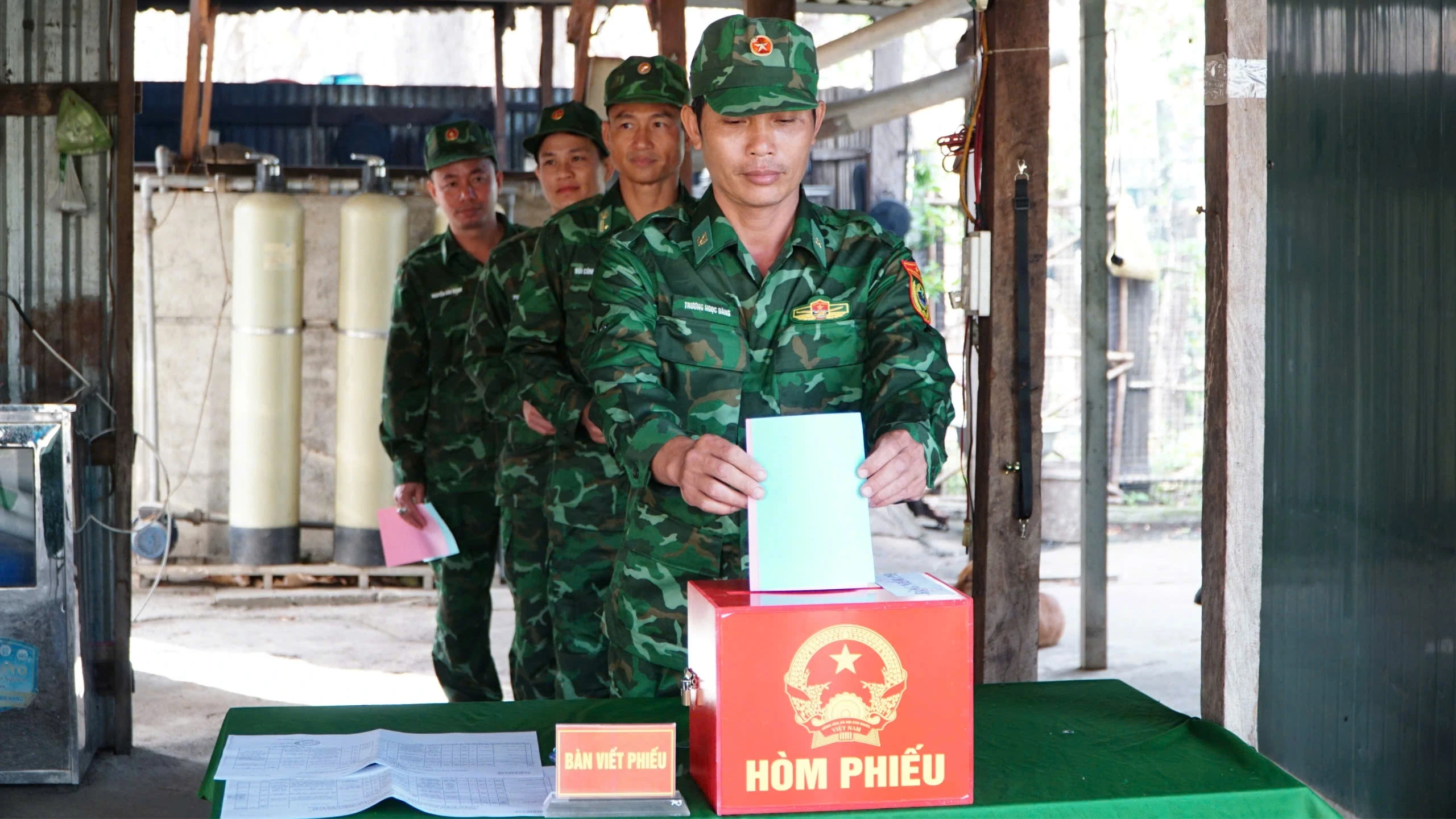 Đảm bảo quyền bầu cử cho mọi cử tri