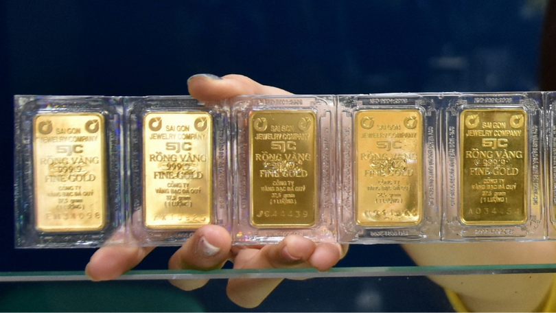 Giá vàng giảm tiếp 2,2 triệu đồng/lượng, xuống đáy gần một tuần