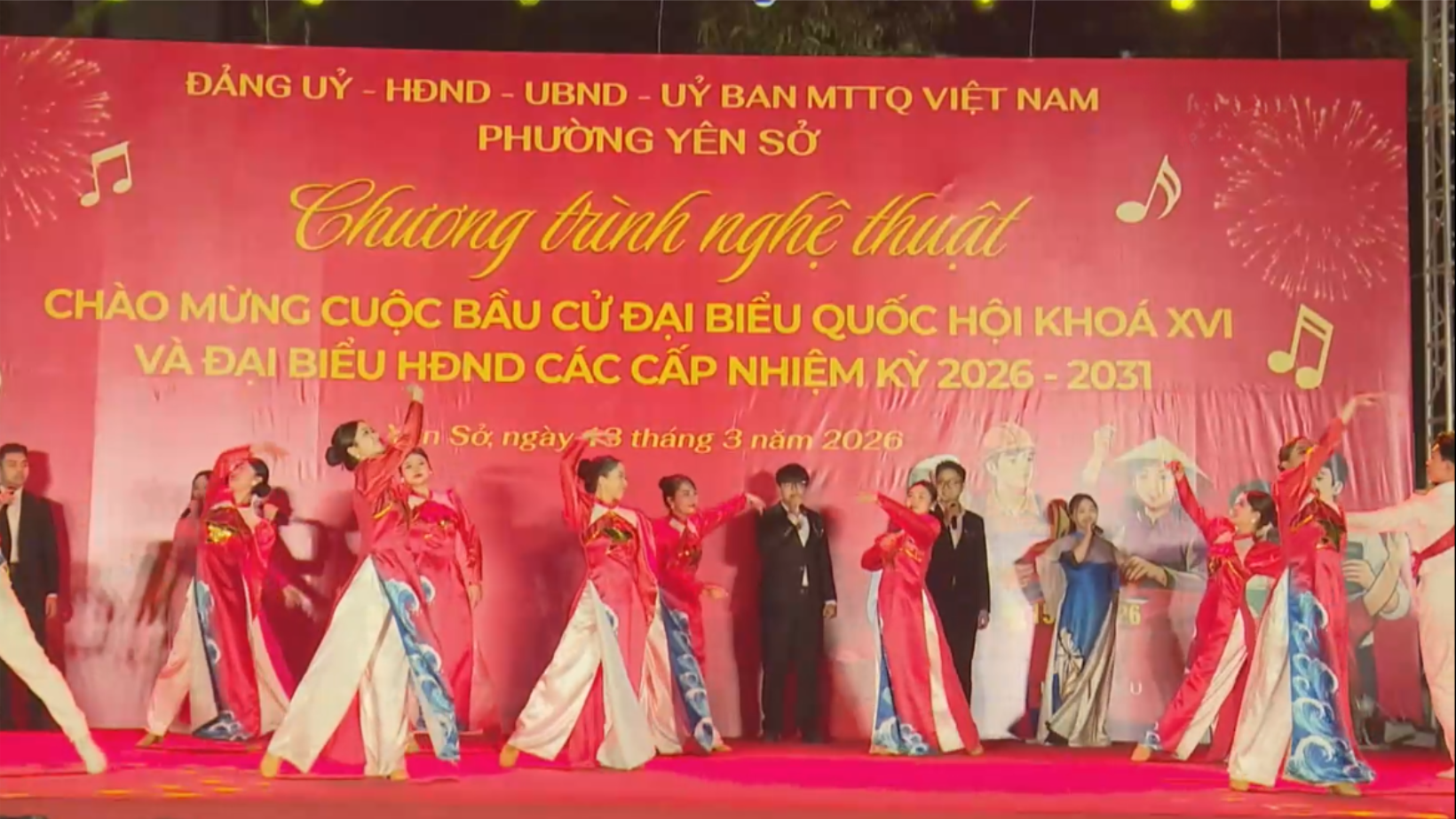 Tưng bừng chương trình nghệ thuật chào mừng ngày bầu cử