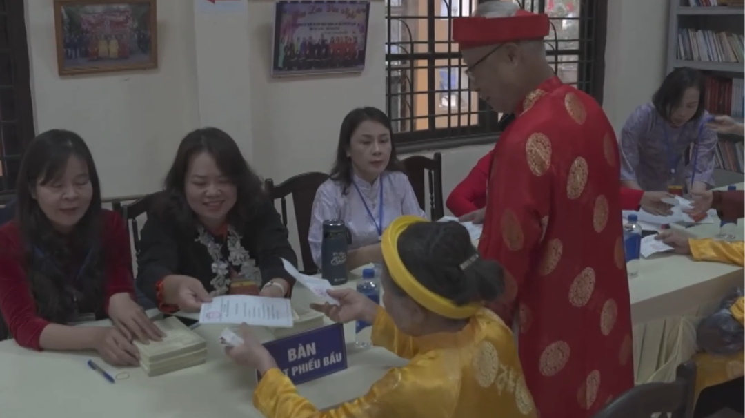 Hơn 28.000 cử tri háo hức đi bỏ phiếu tại xã Ngọc Hồi