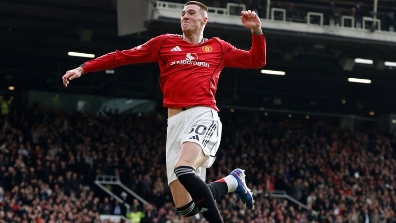 Manchester United củng cố vị trí thứ 3 giải Ngoại hạng Anh