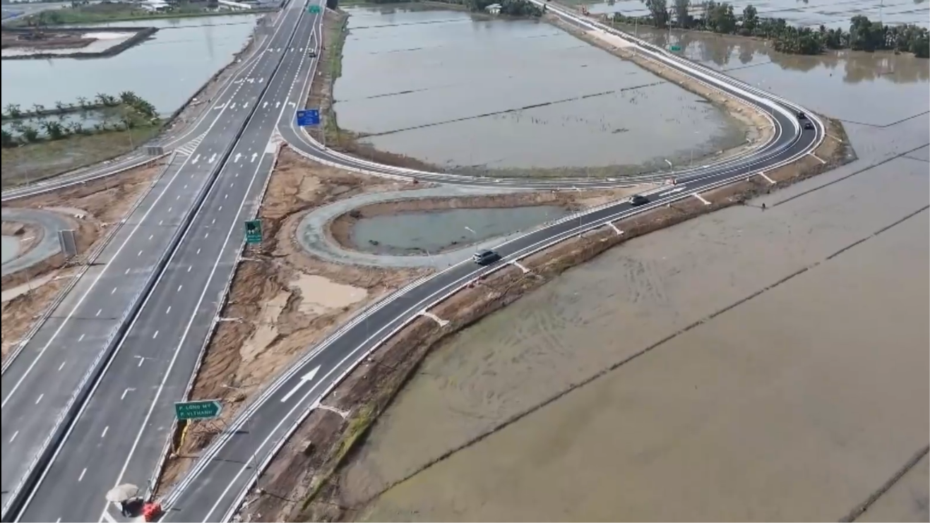 Tạm dừng khai thác đoạn cao tốc Hậu Giang – Cà Mau