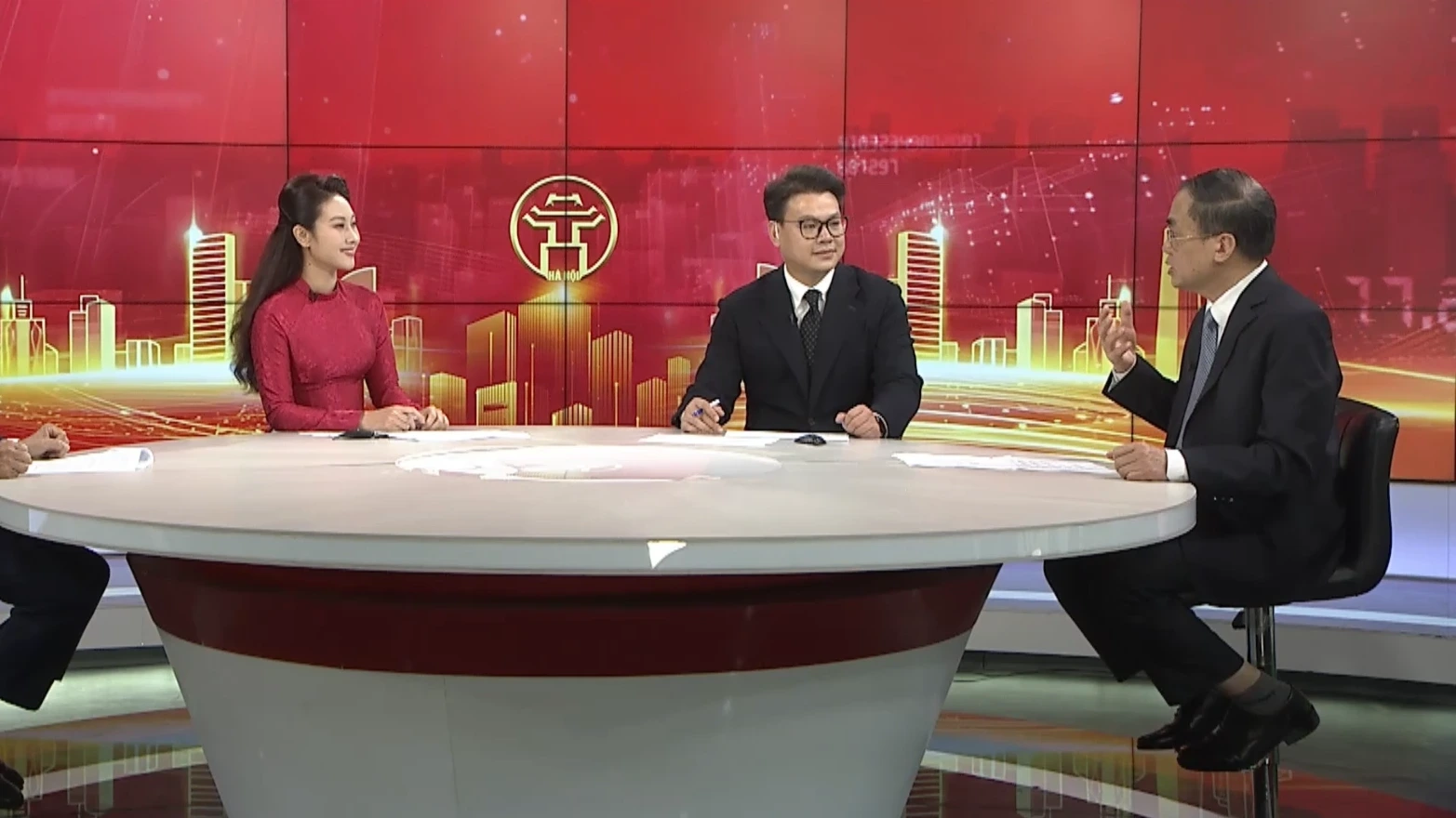 Tạo động lực hành động - Khẳng định vai trò người đứng đầu