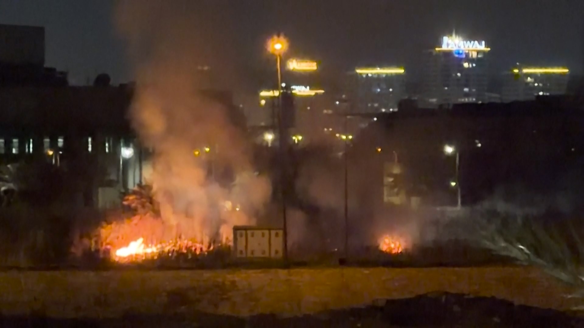 Đại sứ quán Mỹ tại Iraq tiếp tục bị tấn công