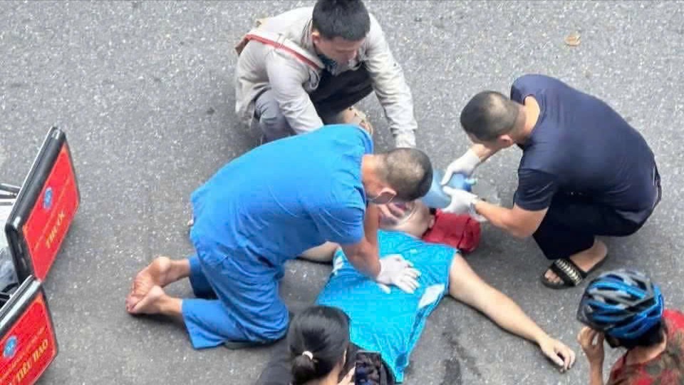 Bàn tay bạn cũng có thể hồi sinh một trái tim