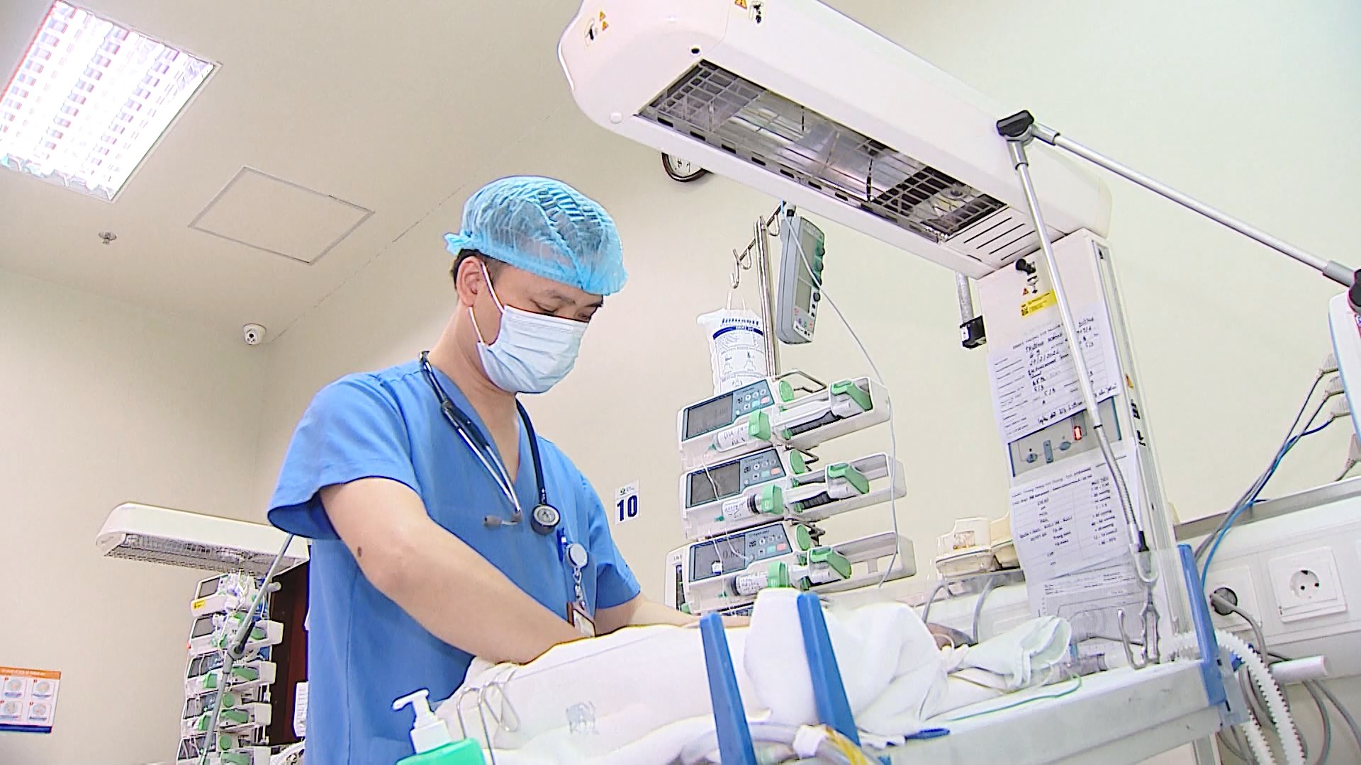 Nhiều bệnh tim bẩm sinh phức tạp được phẫu thuật thành công