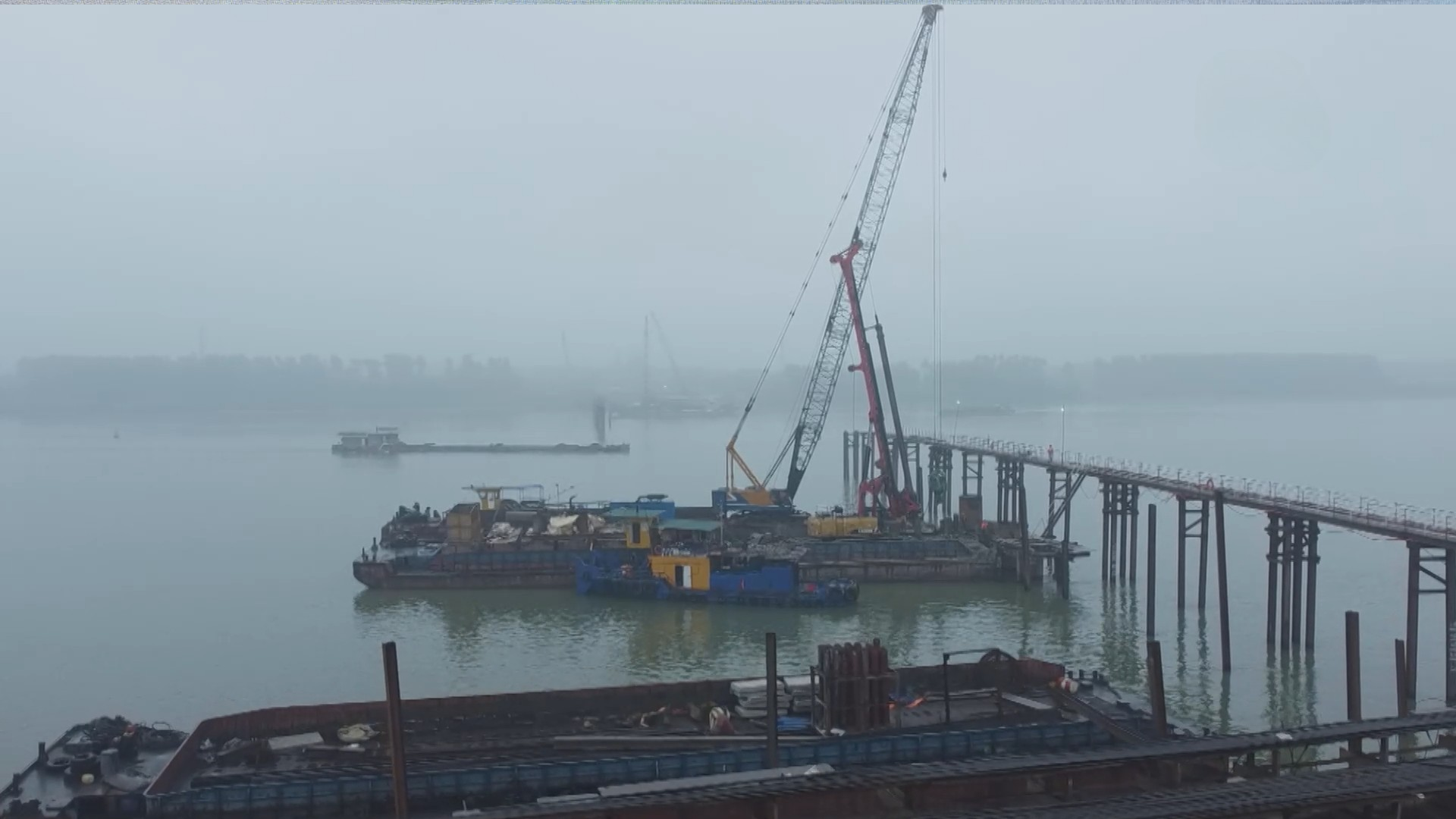 Các cầu vượt sông Hồng đặt mục tiêu vượt lũ tiểu mãn