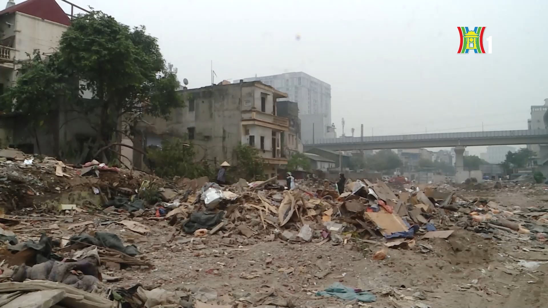 Hà Nội gỡ điểm nghẽn mặt bằng, đẩy nhanh dự án hạ tầng giao thông | Chuyện đô thị | 21/03/2026