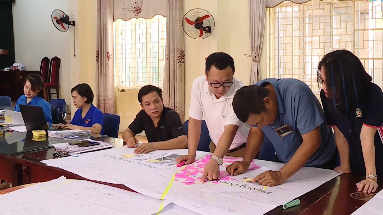 Hà Nội lập tổ công tác gỡ vướng hồ sơ đất đai, sổ đỏ