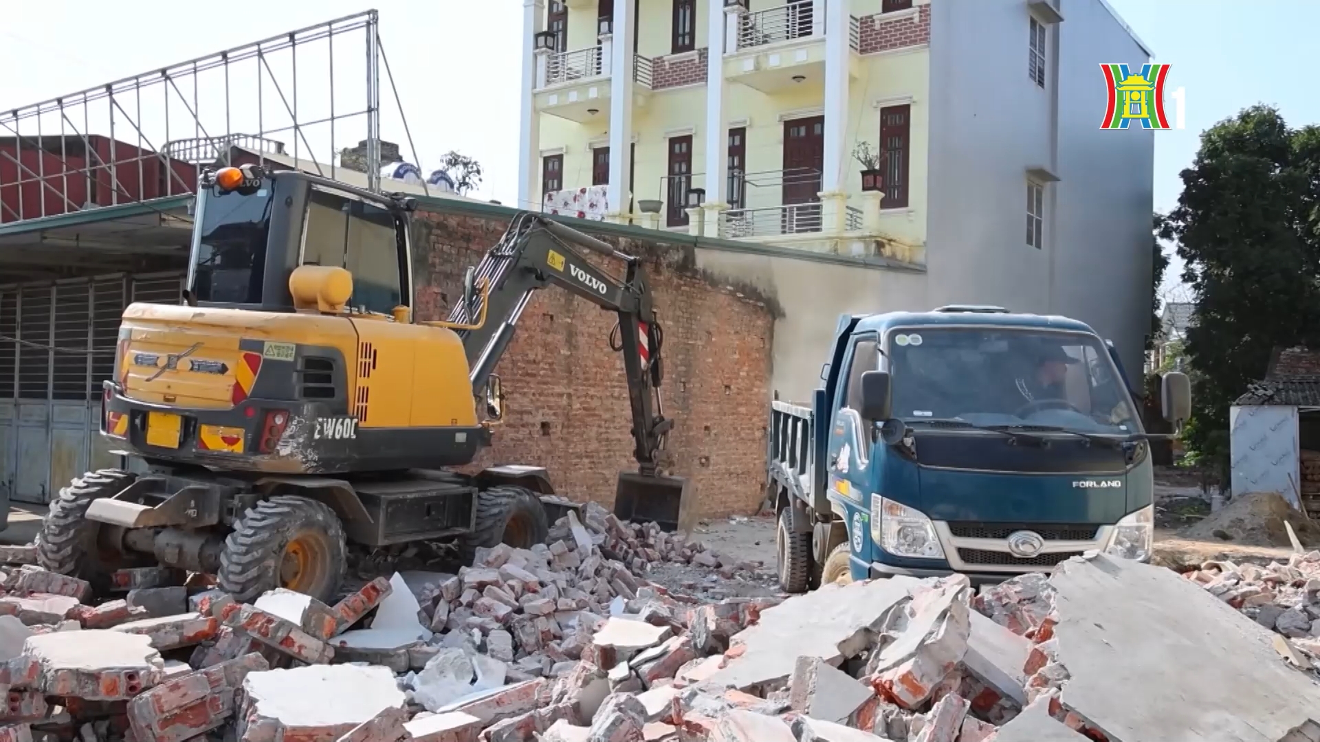 Tích cực tháo gỡ vướng mắc trong giải phóng mặt bằng | Hộp thư truyền hình | 22/03/2026