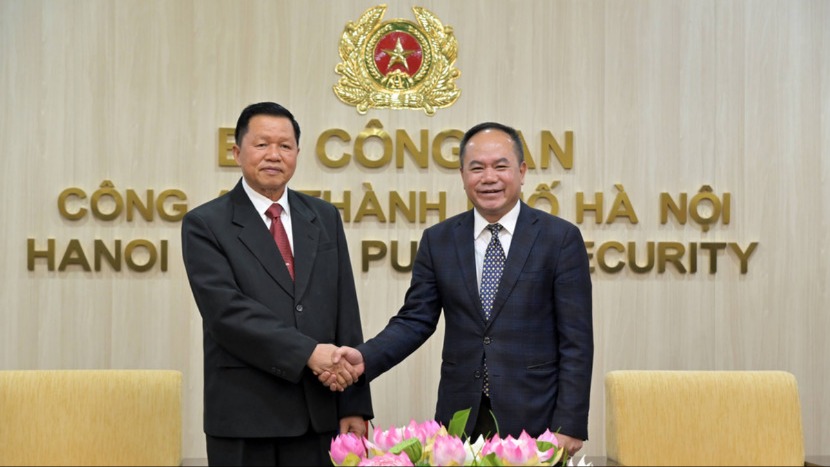 Công an Hà Nội làm việc với Bộ Công an Lào