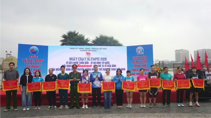 Phường Việt Hưng tổ chức nhiều hoạt động mừng bầu cử thành công