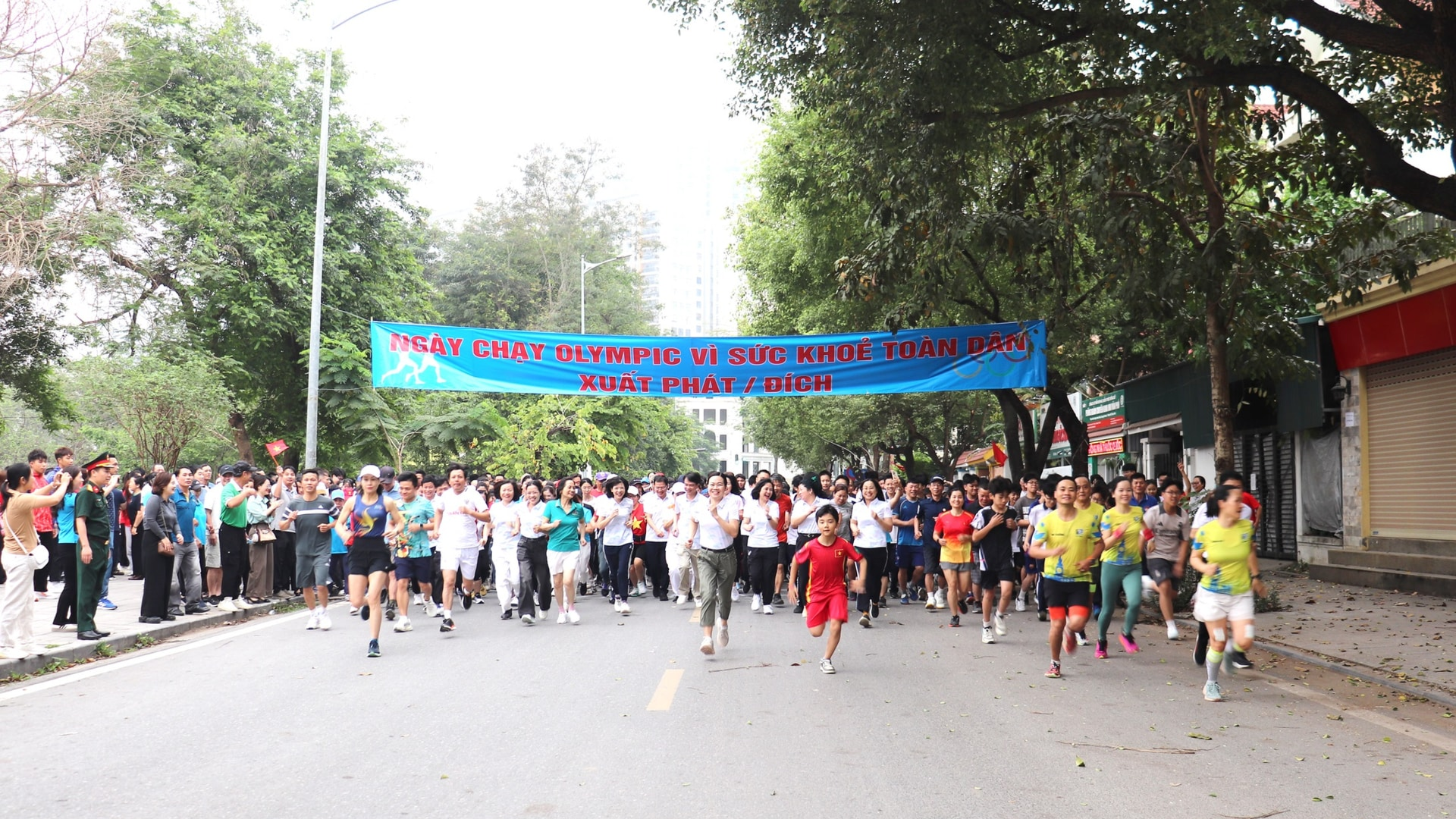 Kiến Hưng sôi động Ngày chạy Olympic vì sức khỏe toàn dân năm 2026
