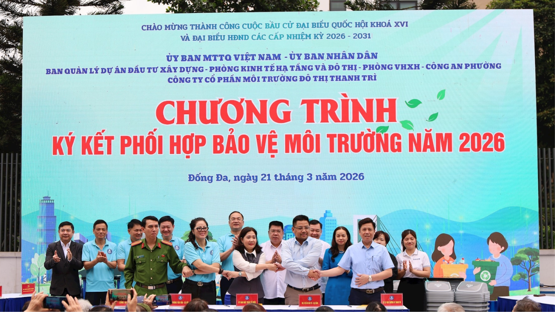 Nâng cao phối hợp đảm bảo vệ sinh môi trường phường Đống Đa 