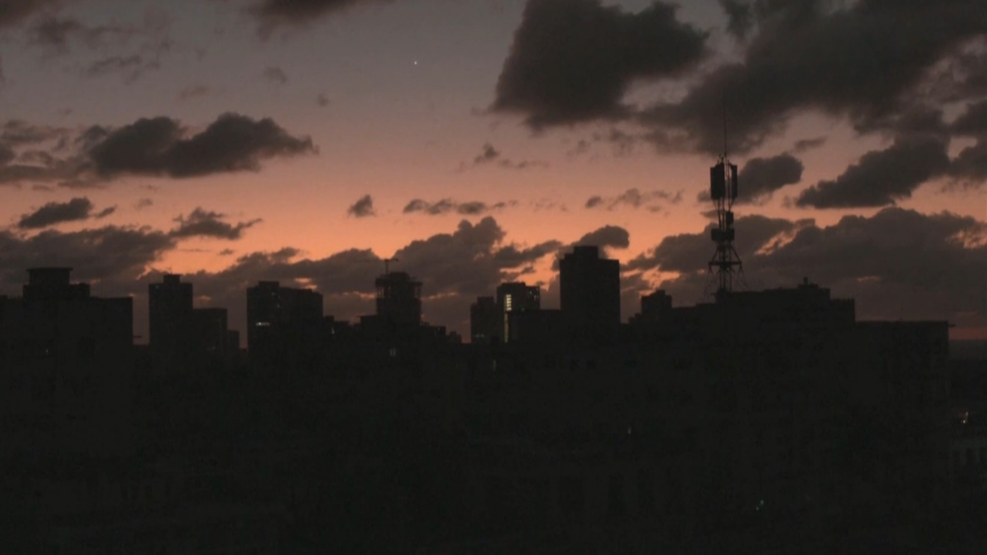 Cuba lại mất điện toàn quốc giữa lệnh phong tỏa của Mỹ