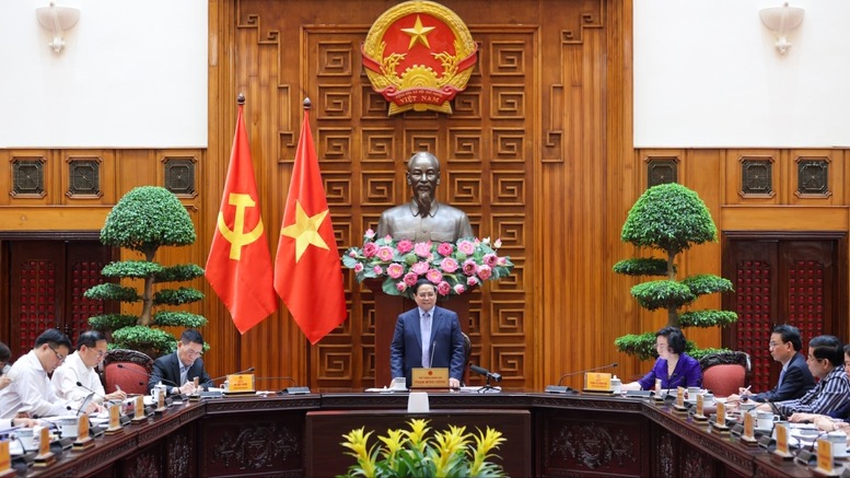 Chỉnh phủ chủ động đáp ứng đủ nhu cầu năng lượng, xăng dầu