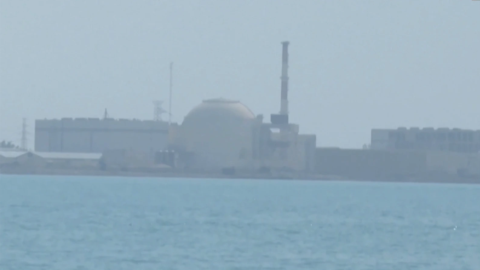 Iran cảnh báo đáp trả nếu các nhà máy điện bị tấn công