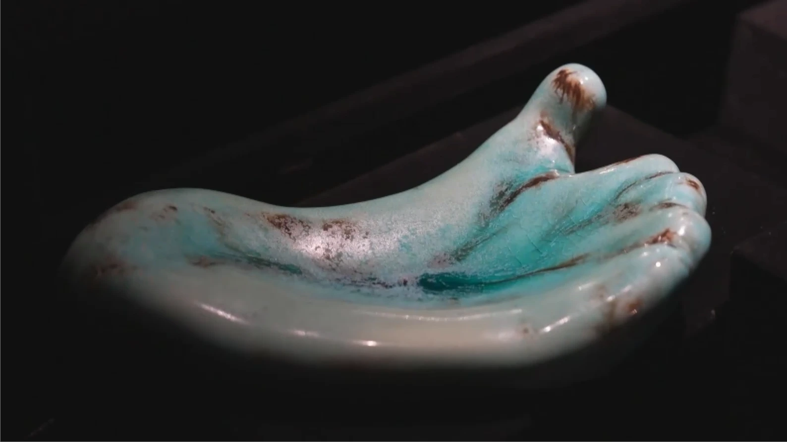 Tái hiện văn hóa Việt qua gốm và ẩm thực