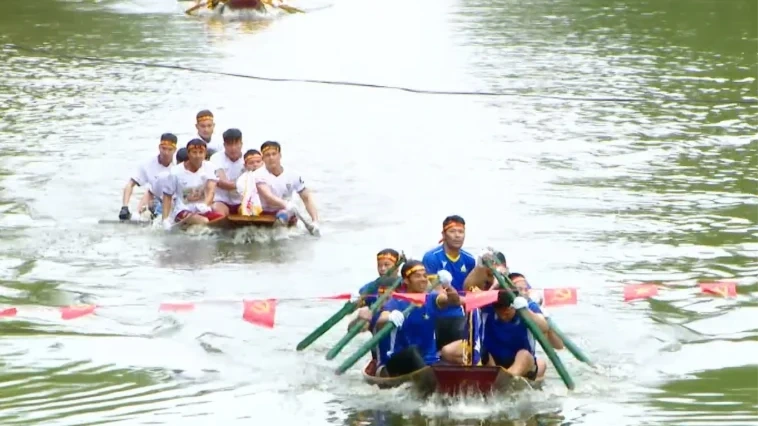 Đặc sắc lễ hội truyền thống làng Siêu Quần