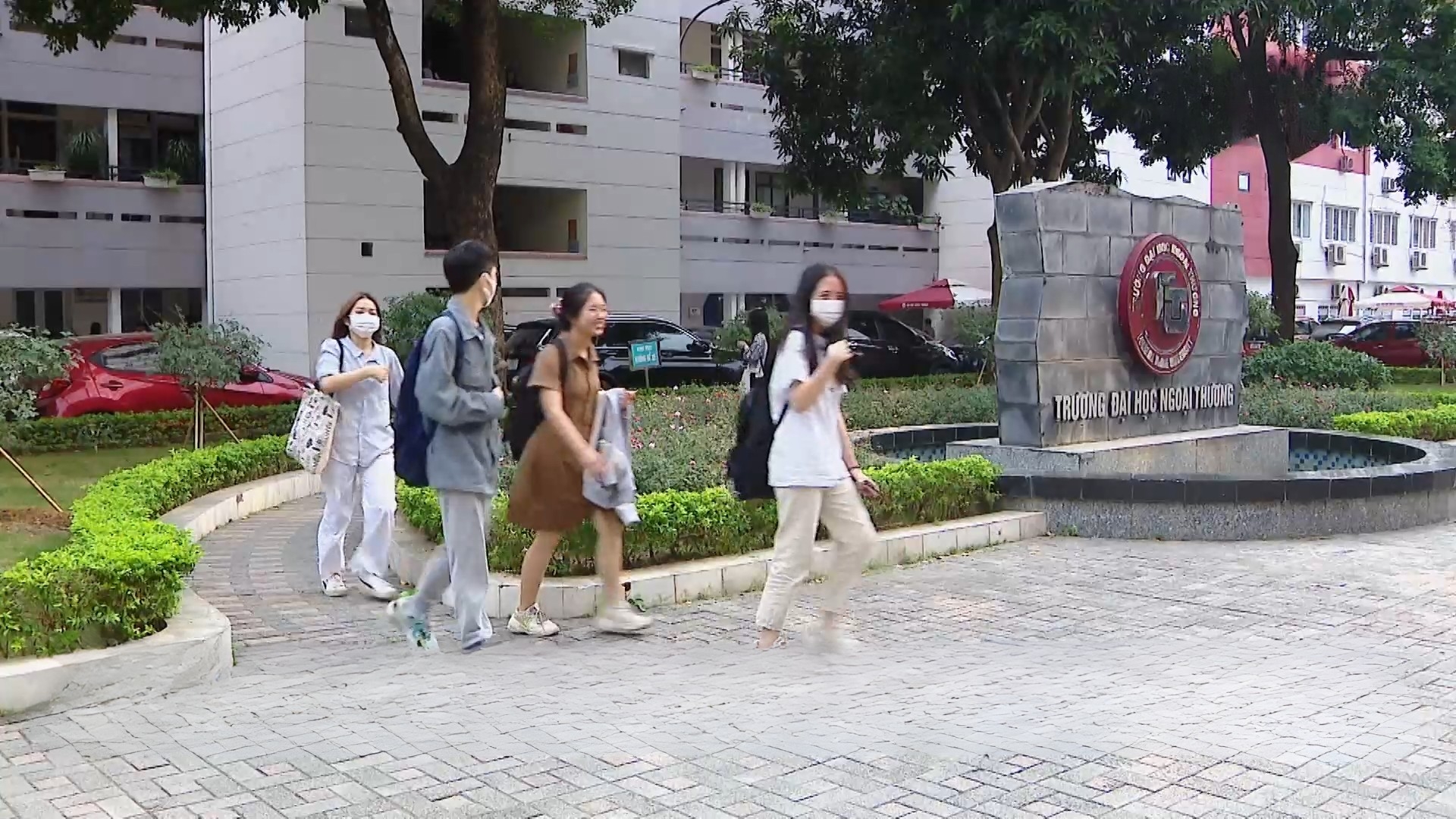 Hà Nội: Không di dời bệnh viện, trường đại học lớn ở nội đô