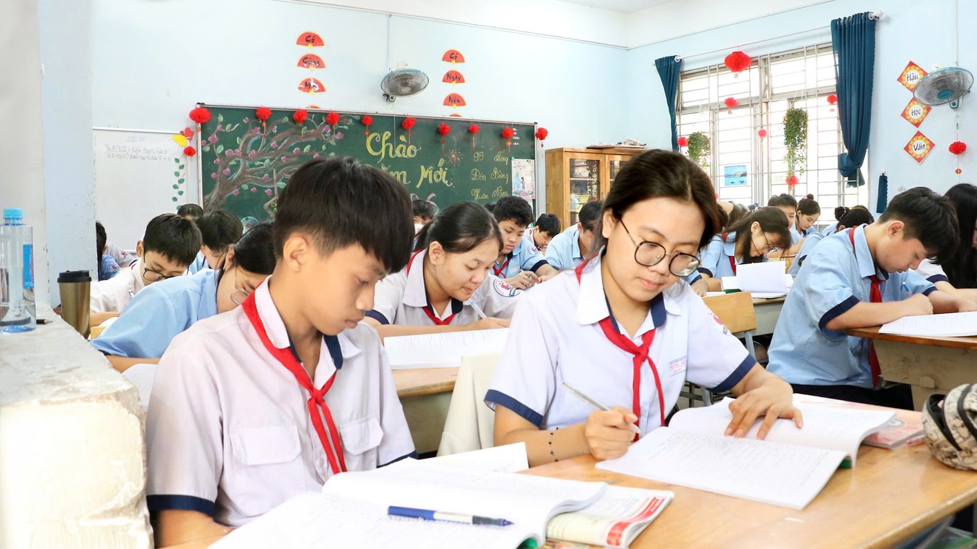 Miễn thi lớp 10 cho 6 nhóm học sinh