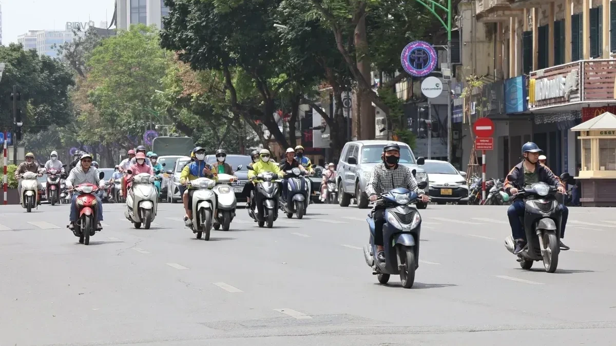 Bắc Bộ và Trung Bộ nắng nóng diện rộng từ 30/3