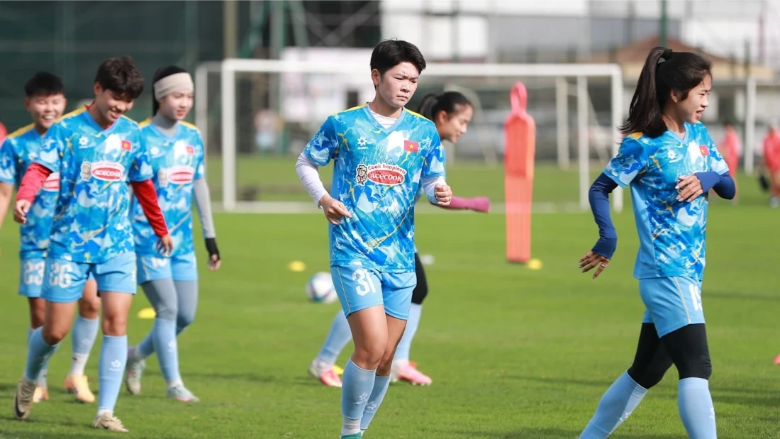 Đội tuyển nữ Việt Nam đặt mục tiêu giành 3 điểm trận ra quân