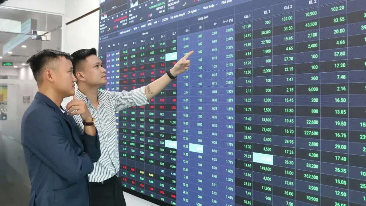 Đề xuất đánh thuế 20% với giao dịch cổ phiếu chưa niêm yết