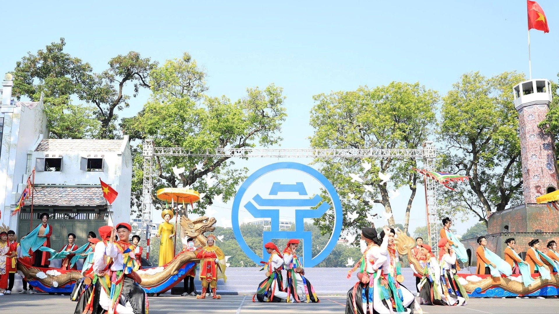 Hà Nội - khơi nguồn sức mạnh văn hóa, lan tỏa giá trị dân tộc