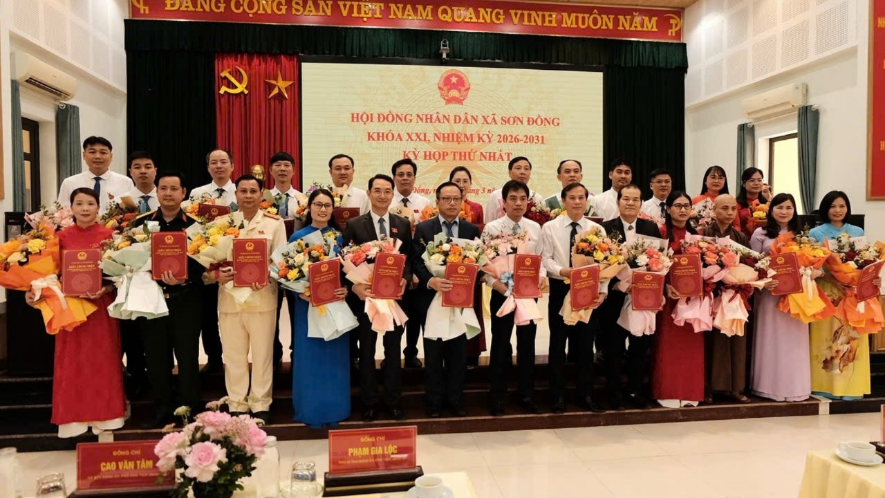 Kỳ họp thứ nhất HĐND xã Sơn Đồng khóa XXI