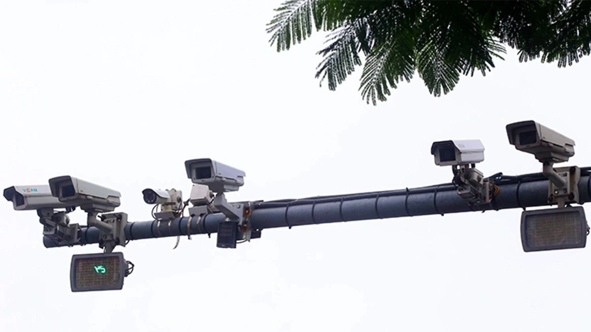 Camera giao thông và ý thức của người tham gia giao thông