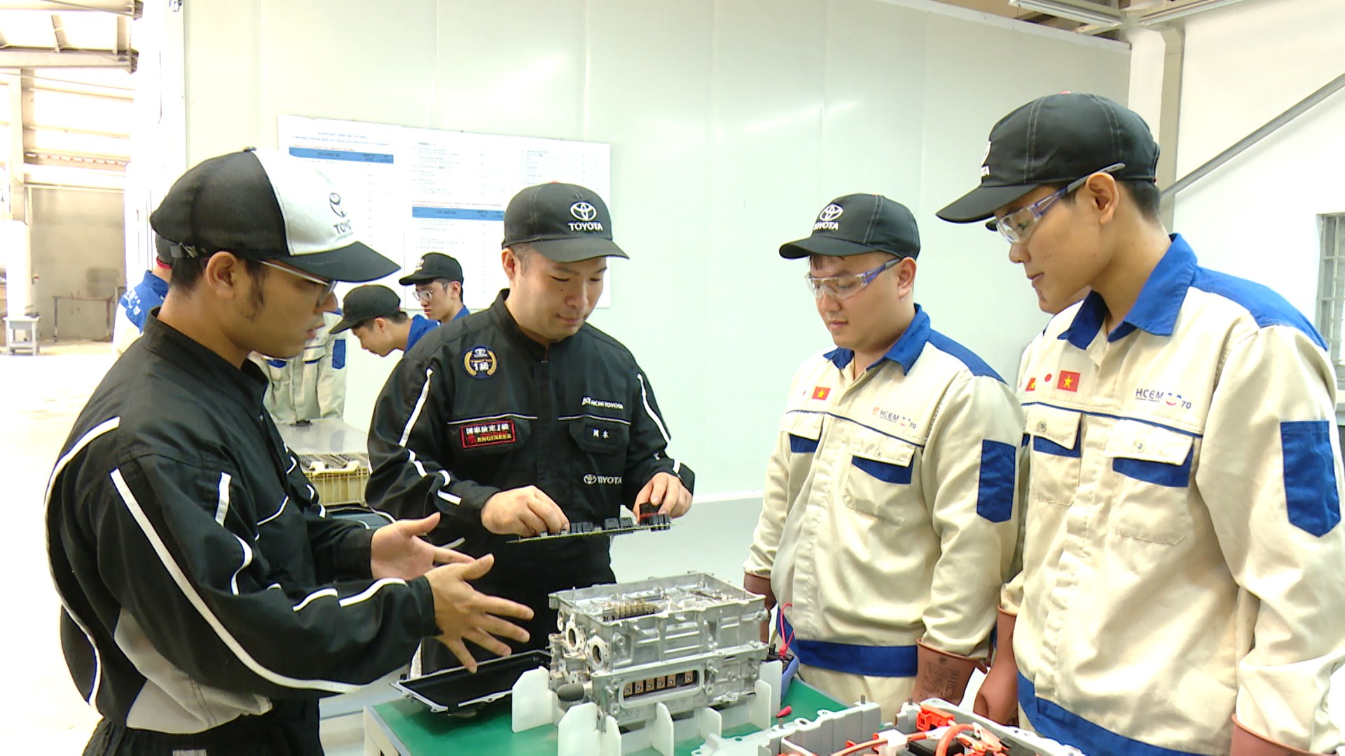 Đổi mới đào tạo nghề, gắn kết doanh nghiệp