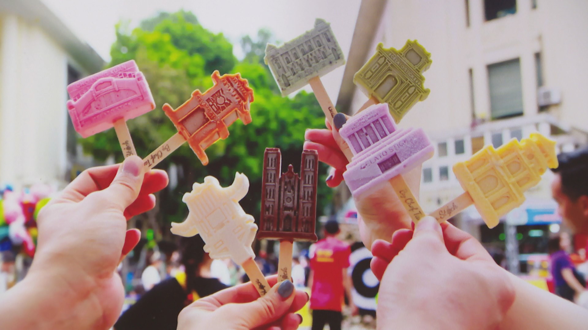 Độc đáo que kem tạo hình địa danh Hà Nội