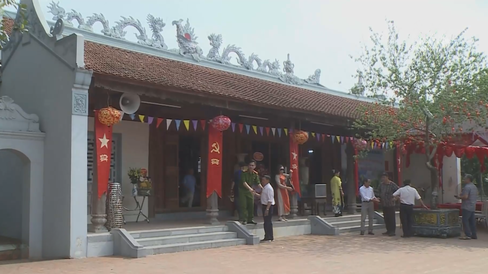 Xây dựng điểm du lịch tâm linh văn minh, an toàn