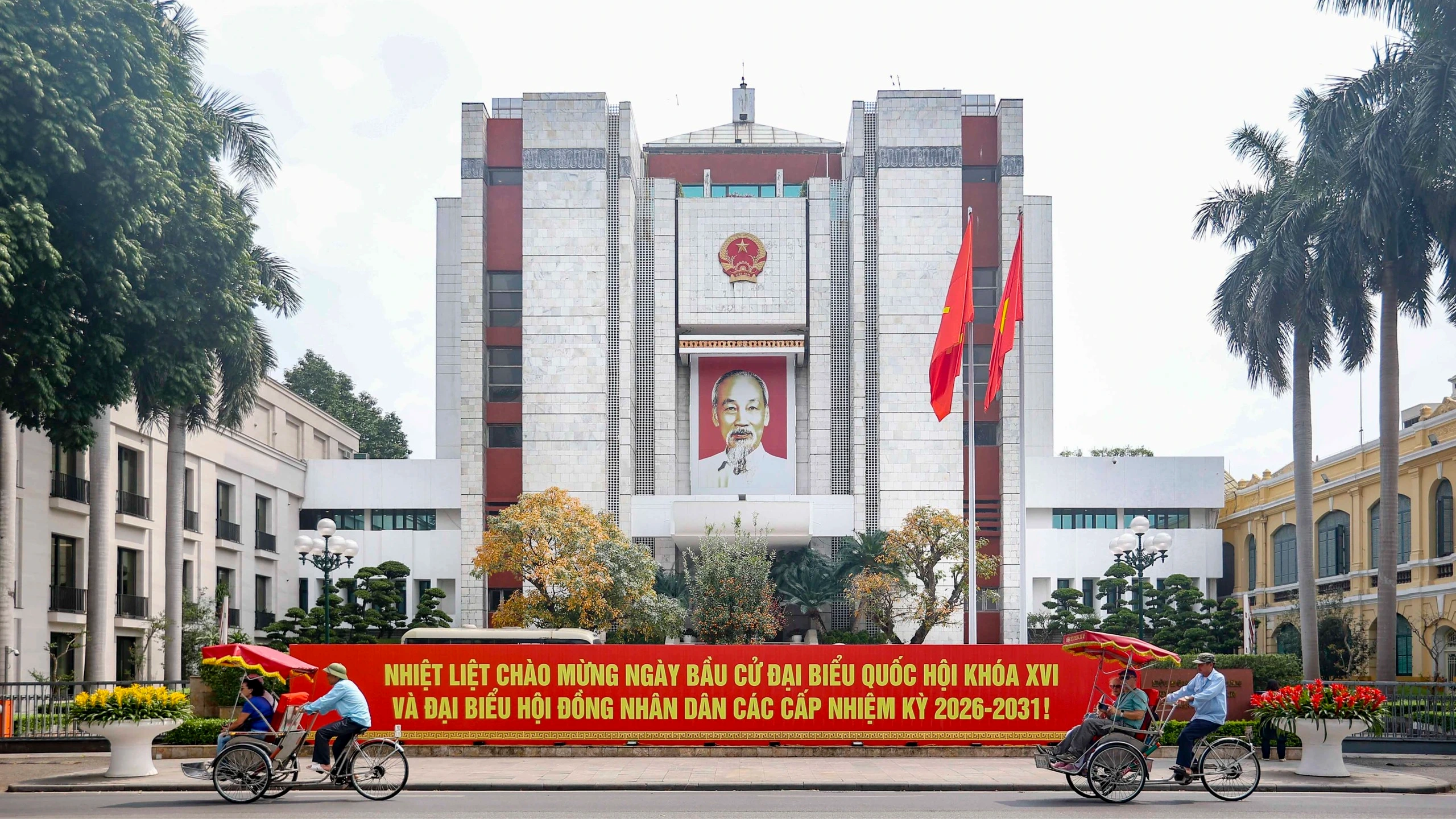 Hà Nội trang hoàng cho ngày bầu cử