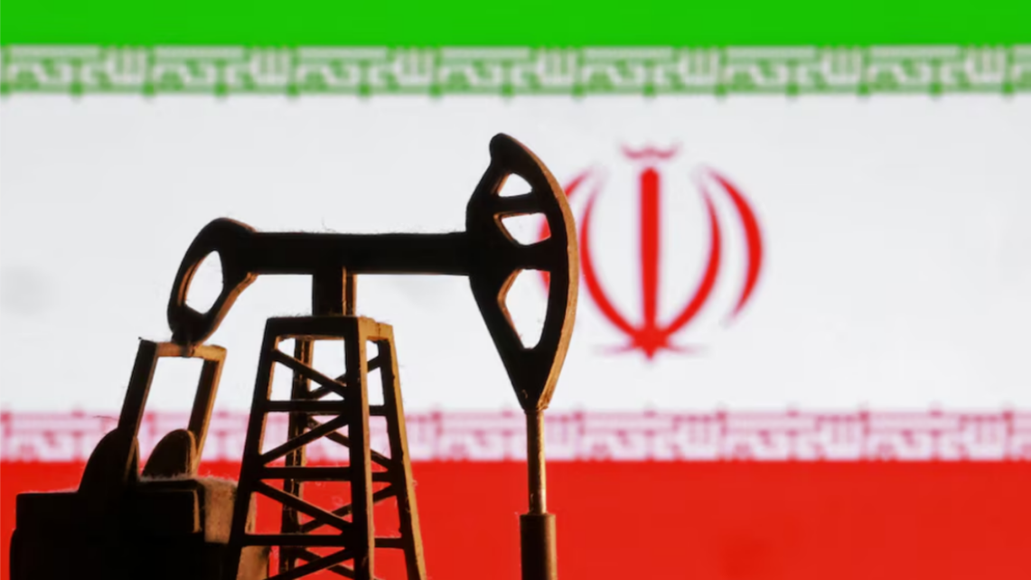 Xung đột Trung Đông đẩy giá dầu thô lên mức kỷ lục