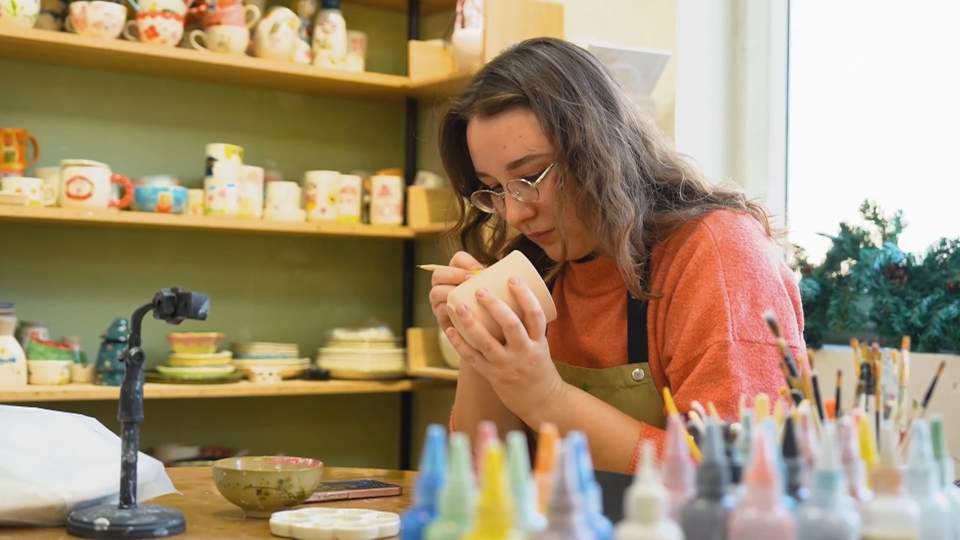 Niềm vui giản dị từ trải nghiệm làm gốm