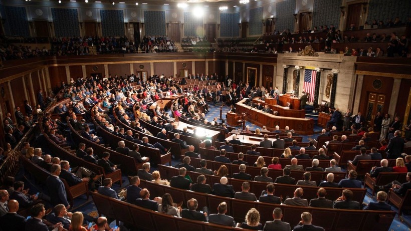 Quốc hội Mỹ bác nghị quyết hạn chế quyền của ông Trump