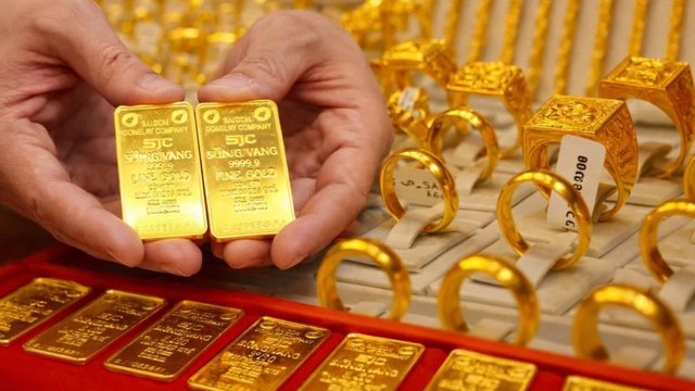 Giá vàng 6/3: Giảm 2,2 triệu đồng/lượng