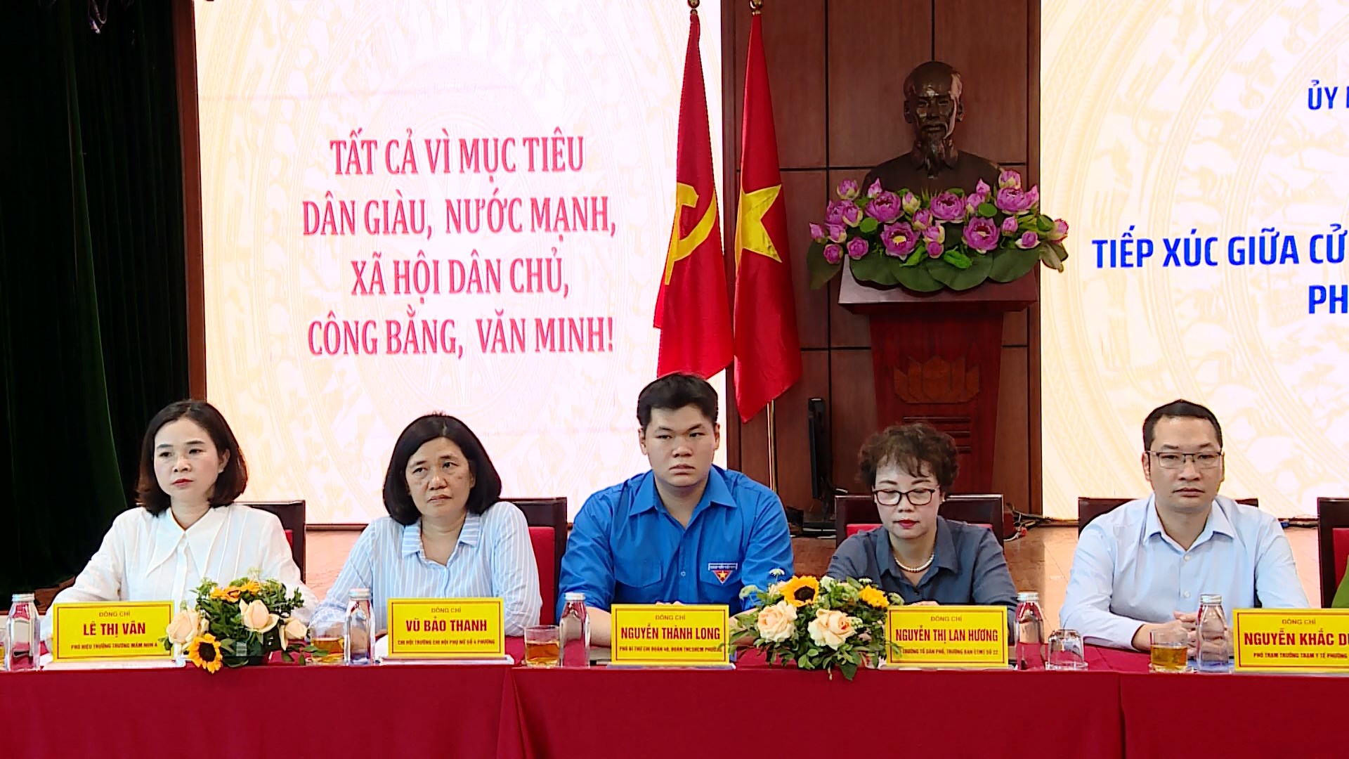 Niềm tự hào trong lá phiếu đầu tiên