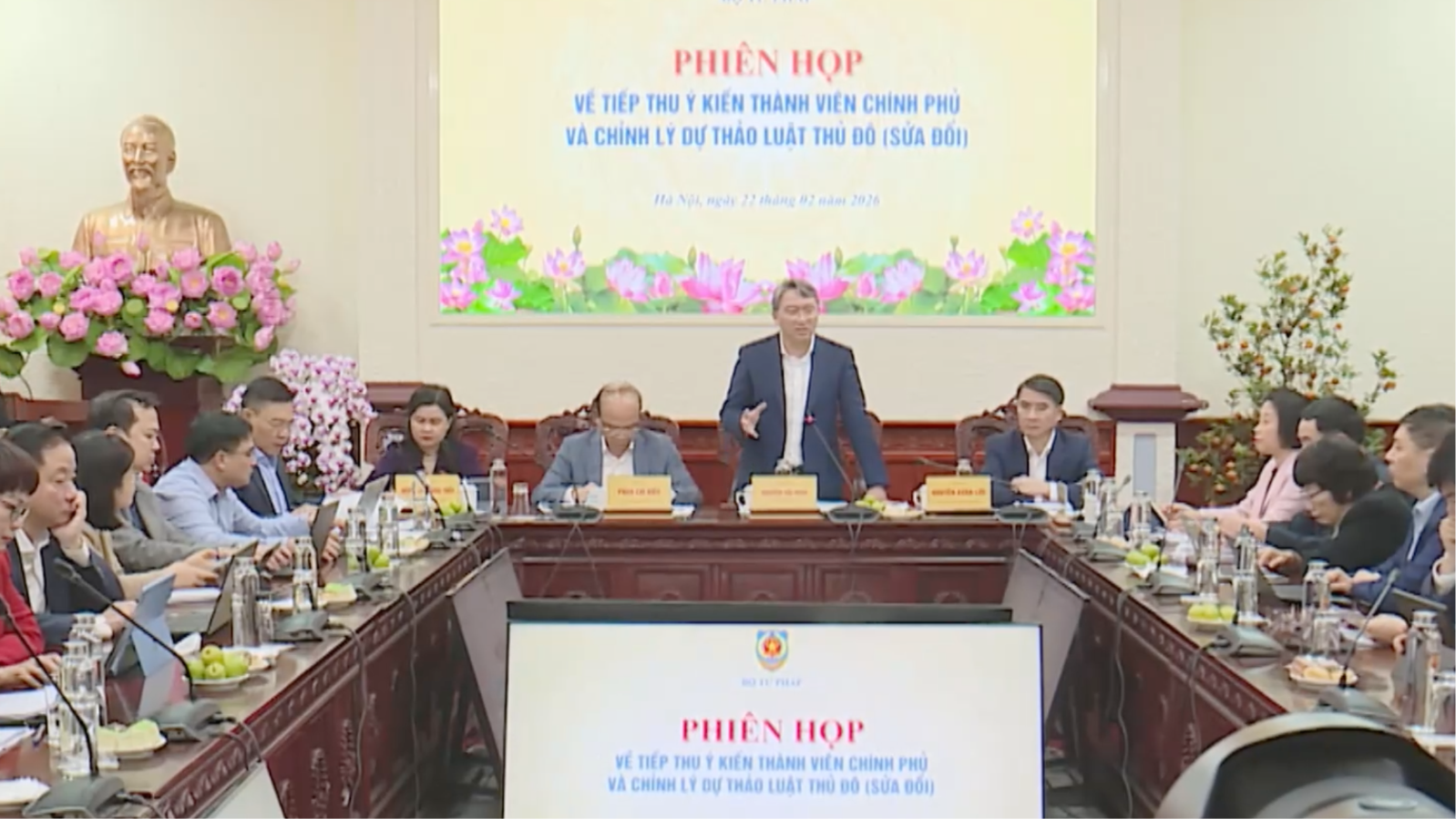 Hoàn thiện thể chế để Hà Nội phát huy vai trò đầu tư phát triển